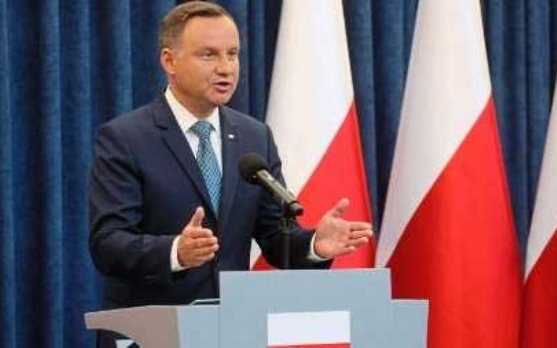 اصلاحات جنجالی در لهستان رد شد