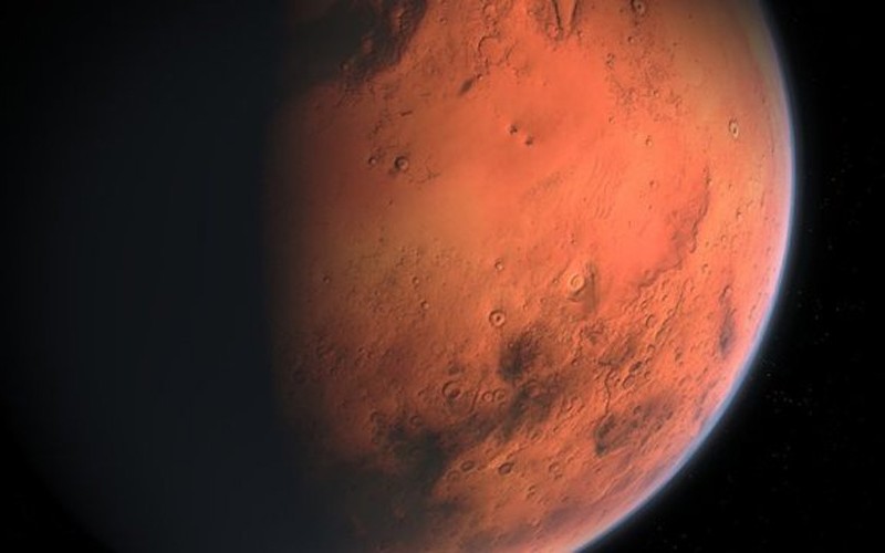 کشف علائمی از یخ در مدار استوای مریخ