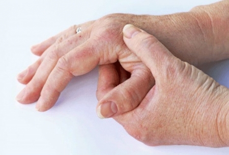 مهمترین علل گرفتگی عضلات دست