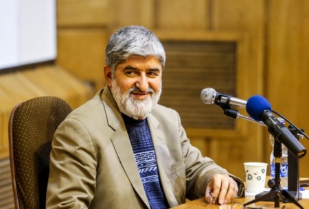 مطهری: احمدی‎نژاد مستقل‎تر از روحانی بود