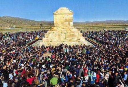 زائری: جاده بستن دیگر جواب نمی‌دهد