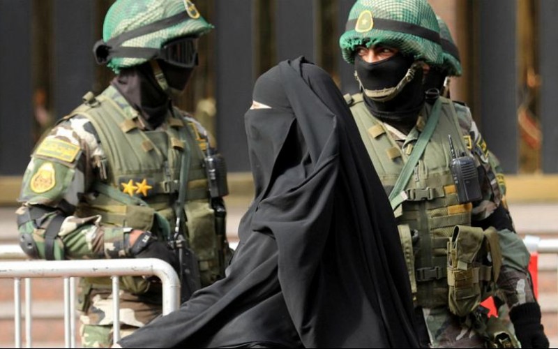 دانمارک هم حجاب برقع را ممنوع كرد