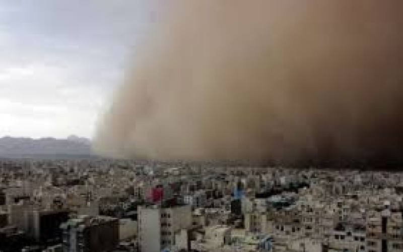 طوفان ریزگرد تهران را تهدید می کند