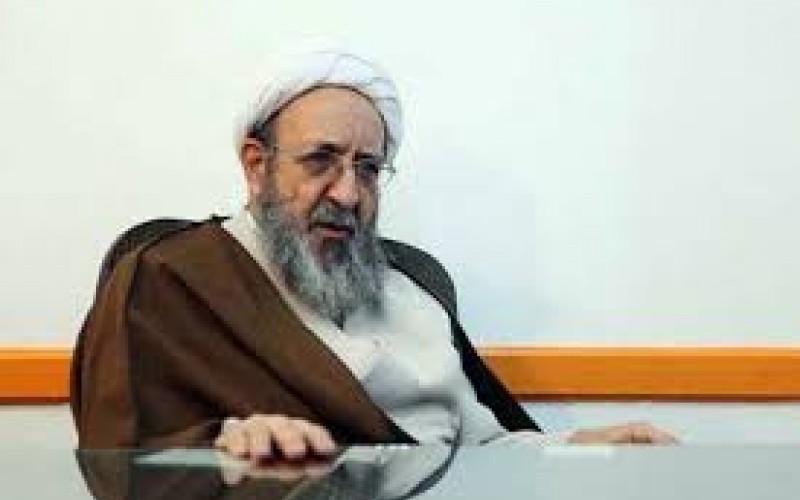 هاشمی به پای احمدی نژاد قربانی شد
