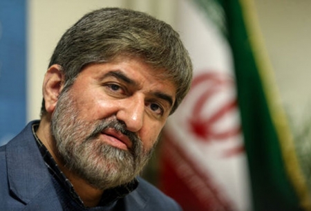 مطهری: روحانی از برخی شعارهای انتخاباتی عقب‌نشینی کرد