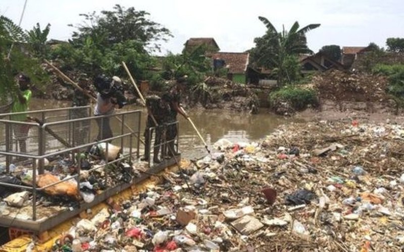 بحران زباله‌های پلاستیکی در اندونزی