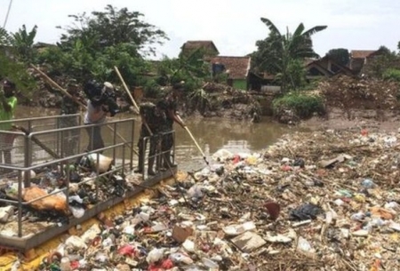 بحران زباله‌های پلاستیکی در اندونزی
