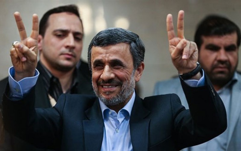 احمدی نژاد: اتفاق بزرگی در پیش است