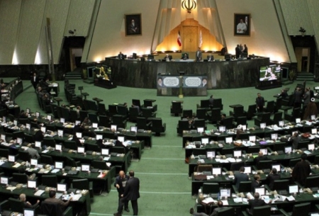 آزار دانش آموز تهرانی، وزیر را به مجلس کشاند