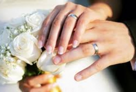 ازدواج در ایران به معامله گری تبدیل شده!