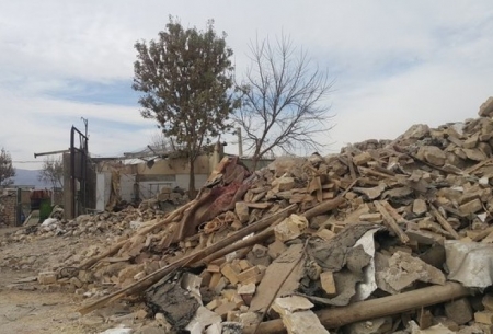 انتقاد به عملکرد سلبریتی‌ها در زلزله کرمانشاه