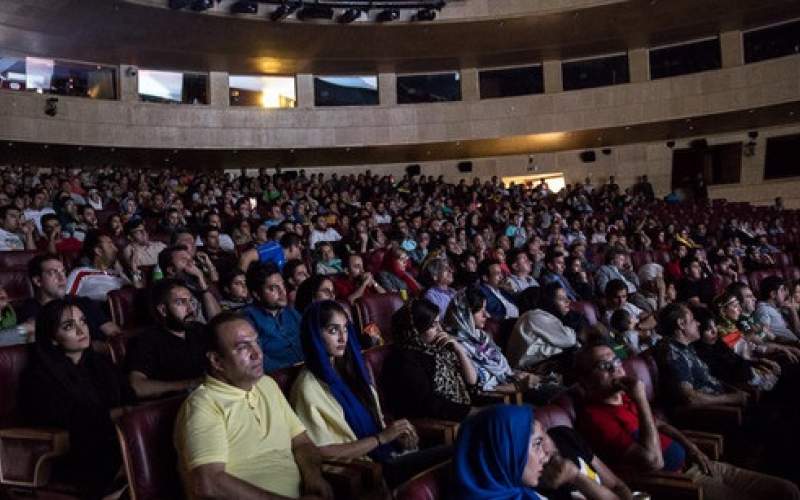سینماها چند بلیت برای بازی دوم ایران فروختند؟