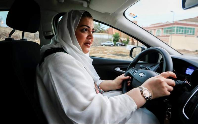از فردا رانندگی زنان عربستانی آزاد مي‌شود