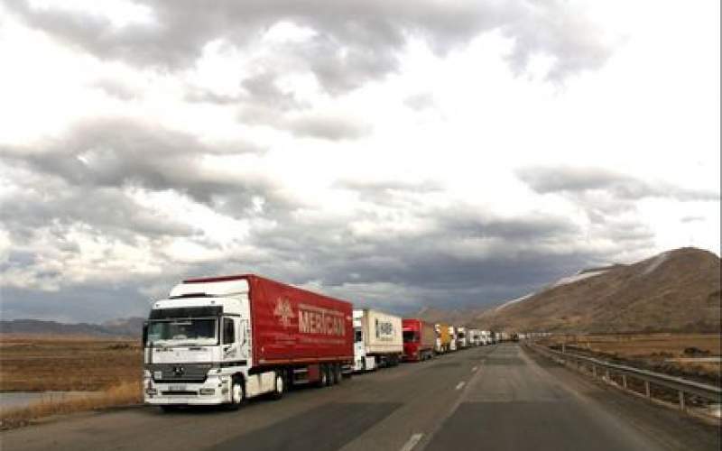 سرگردانی ۱۲ هزار کامیون‌دار ایرانی در مرز‌ها