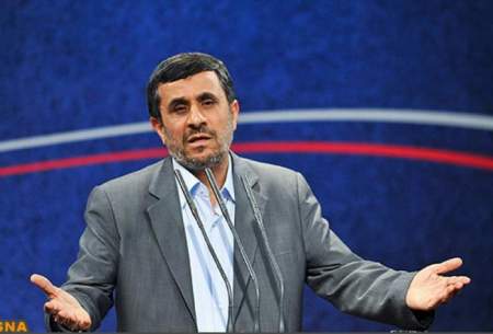 احمدی‌نژاد خواستار کناره‌گیری روحانی شد