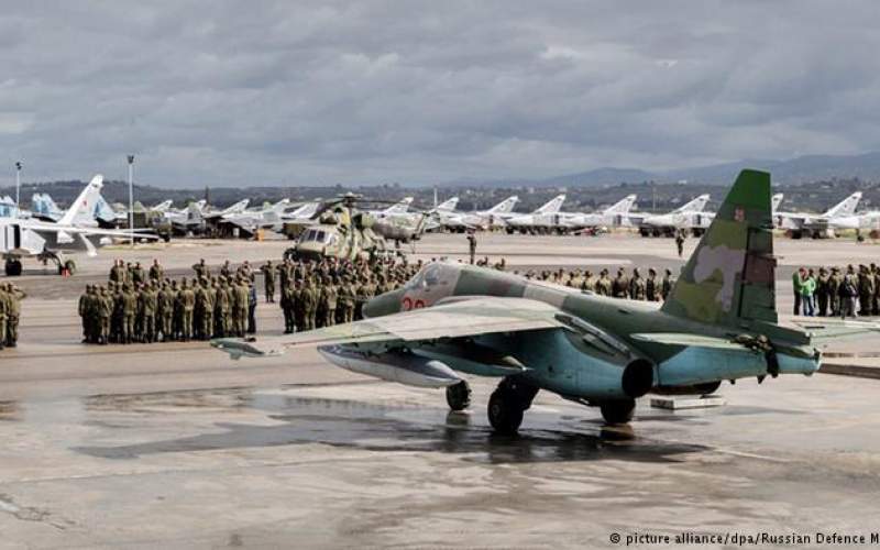 هواپیماهای نظامی روسی در پایگاه هوایی حمیمیم در سوریه