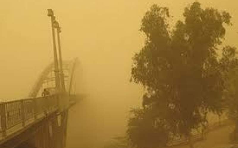 گرد و غبار آسمان شهر‌های خوزستان را فرا گرفت