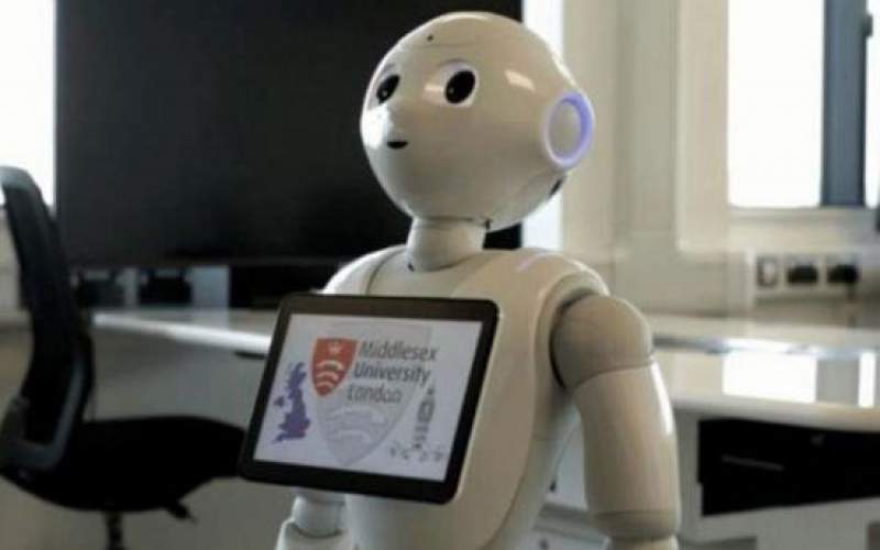 یک ربات در پارلمان انگلیس حاضر می‌شود!
