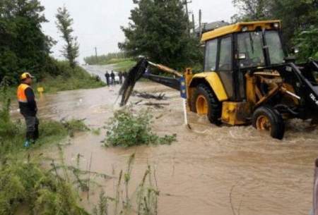 امداد رسانی‌ به سیل‌زدگان همچنان ادامه دارد