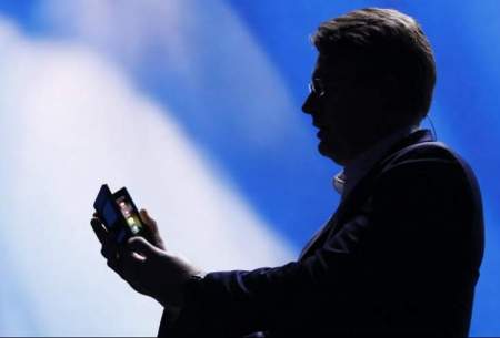 سامسونگ از تلفن همراه هوشمند تاشو با دو صفحه نمایش رونمایی کرد