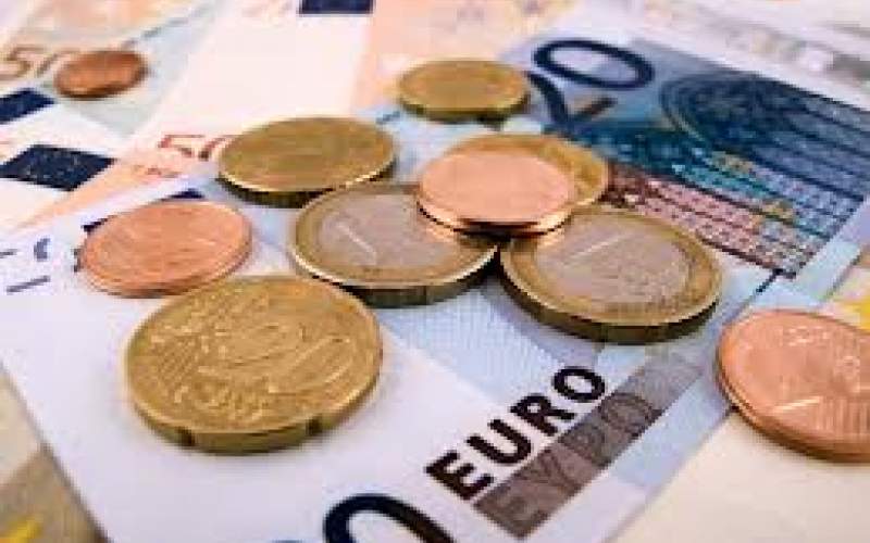 دلار در صرافی‌ها 14000، یورو 16000 تومان