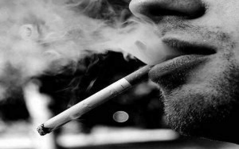 ۱۲.۵ میلیون نفر سیگاری حرفه‌ای داریم!
