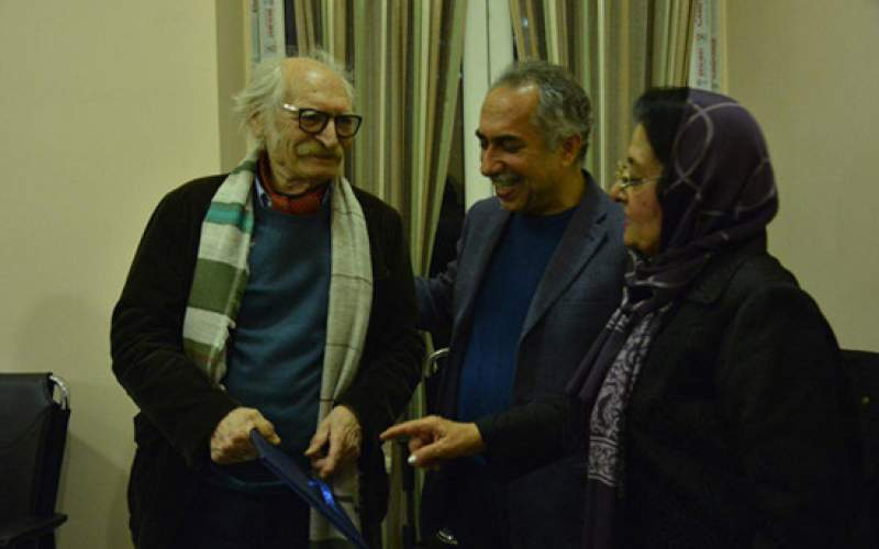 دولت‌آبادی دبیر افتخاری جشنواره تئاتر رادی