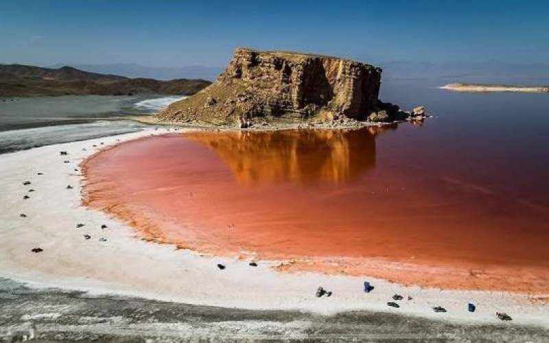 دانشگاه شریف دریاچه ارومیه را احیا می‌کند