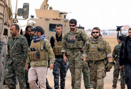 نیروهای ارتش دموکراتیک سوریه در کنار نظامیان آمریکایی
