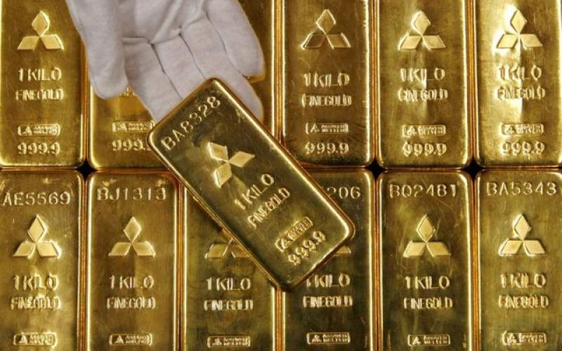 قیمت طلا در بازار جهانی بالاتر می‌رود
