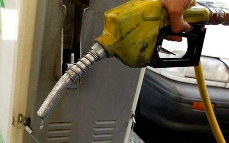 سردرگمی دولت روحانی در تعیین قیمت بنزین