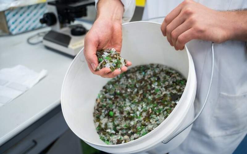 تولید مواد کارآمد با کمک شیشه‌های بازیافتی