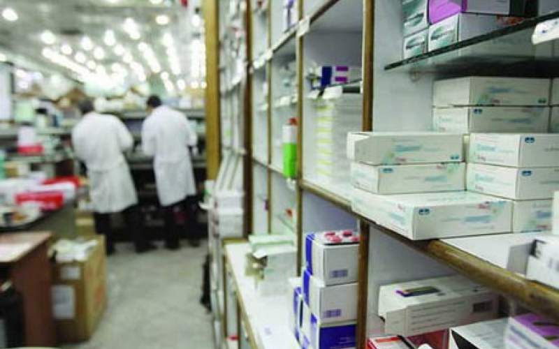 انتقاد شدید انجمن داروسازان از بدقولی بیمه‌ها