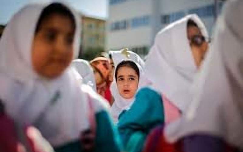 کاهش سن بلوغ دختران ایرانی