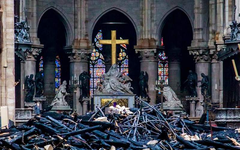 کلیسای جامع نوتردام پاریس، فردای آتش‌سوزی
