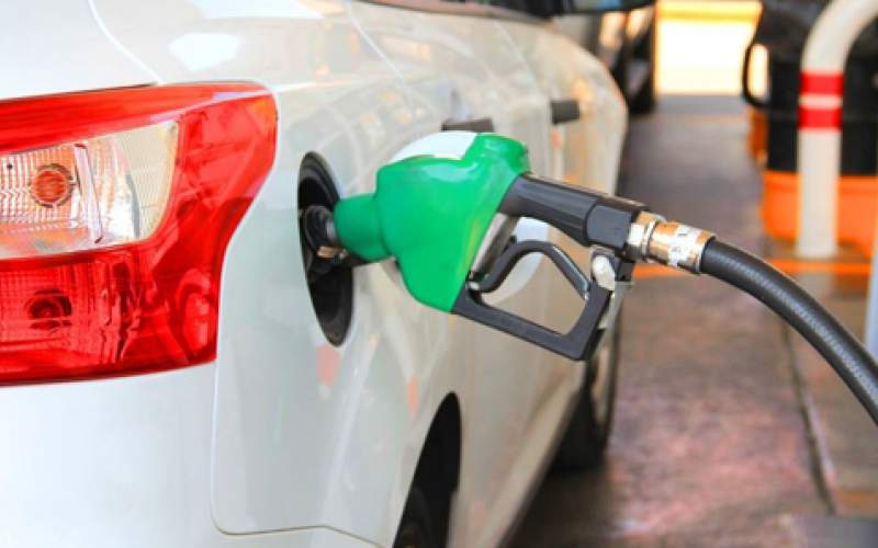 سردرگمی برای قیمت گذاری بنزین ادامه دارد