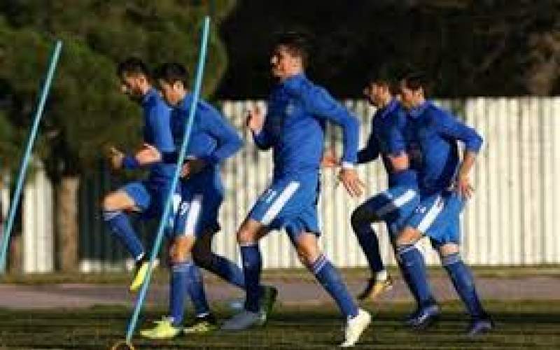بازیکنان تیم استقلال تهران اعتصاب کردند