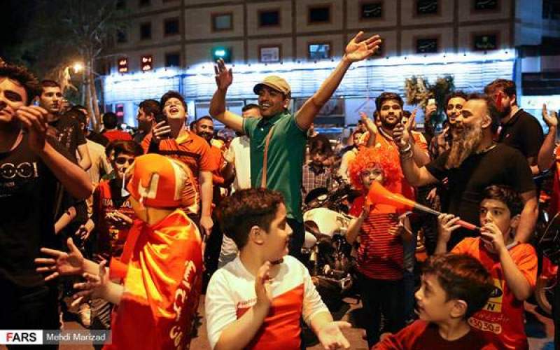 قتل نباشد، رقص باشد، جشن و پایکوبی در تهران