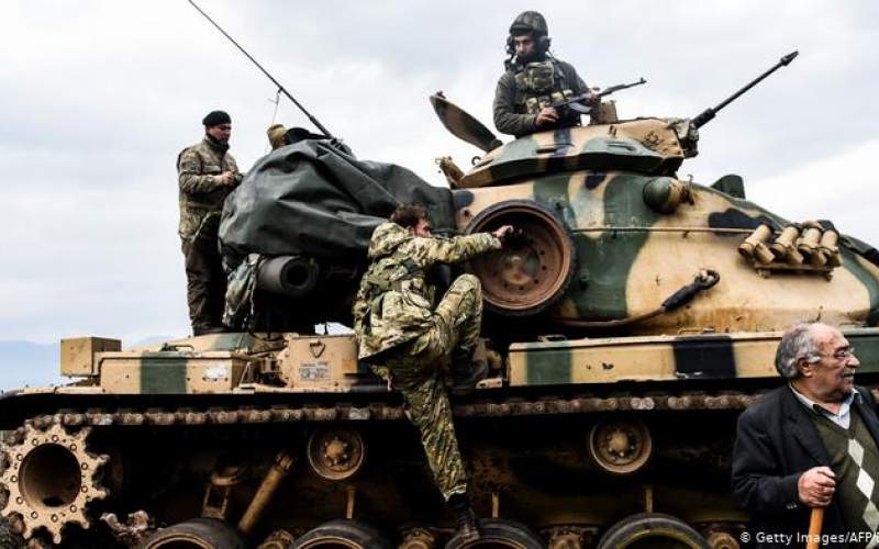 ترکیه به مرز سوریه نیروی‌های زرهی اعزام کرد