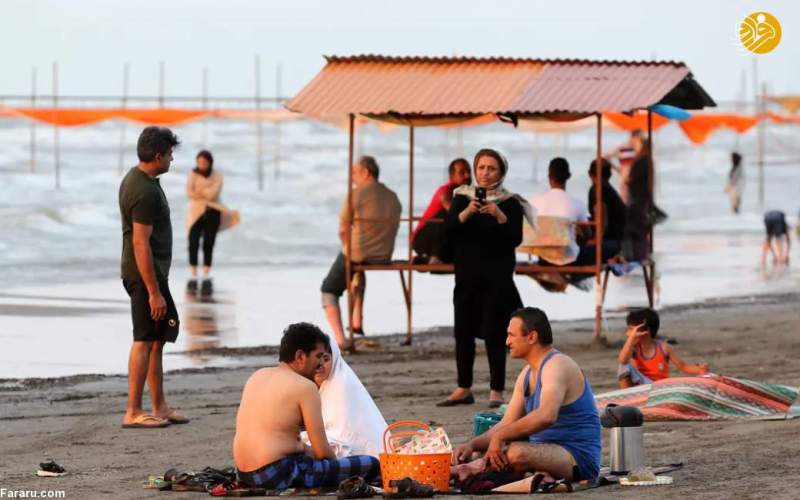 لذت ایرانیان در ساحل دریای خزر