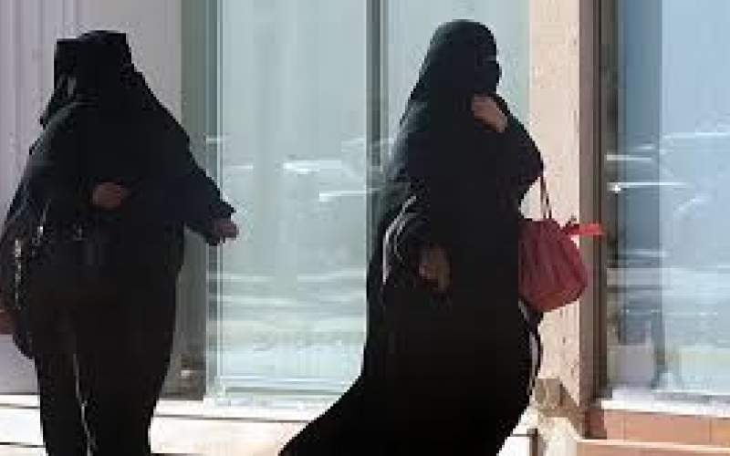 عربستان محدودیت‌ها برای سفر زنان را لغو کرد
