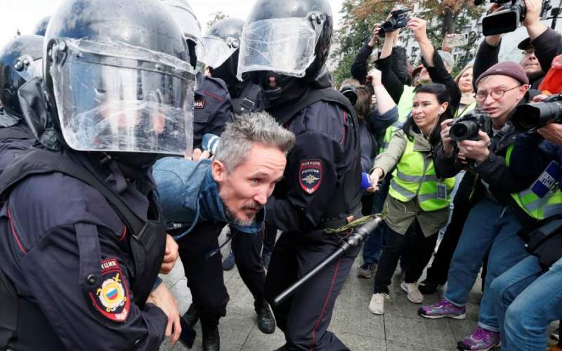 دستگیری صدها نفر در جریان تظاهرات در مسکو