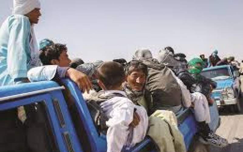مهاجران افغان، قسطی وارد ایران می‌شوند!