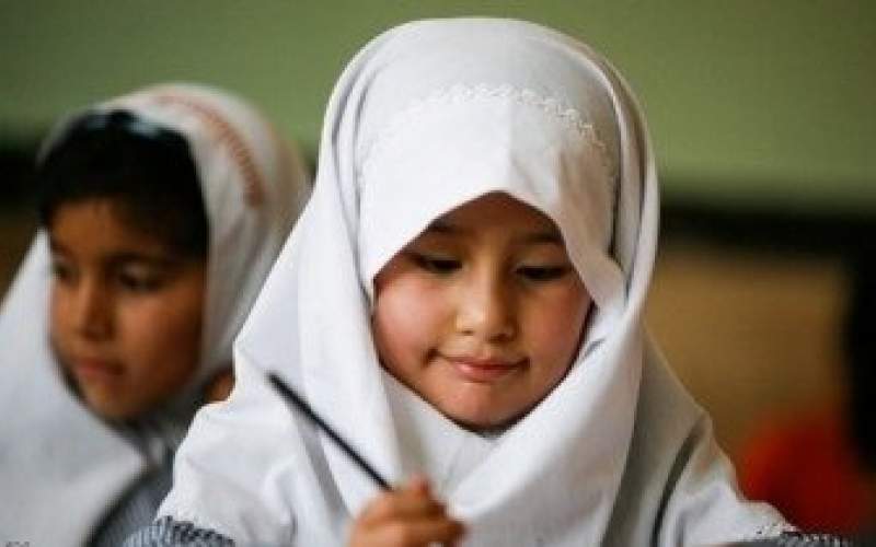 تحصیل ۱۲۳ هزار تبعه غیرمجاز در مدارس ایران