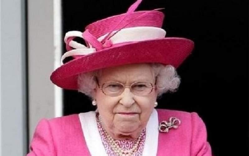 ملکه انگلیس با پیشنهاد تعلیق پارلمان موافقت کرد