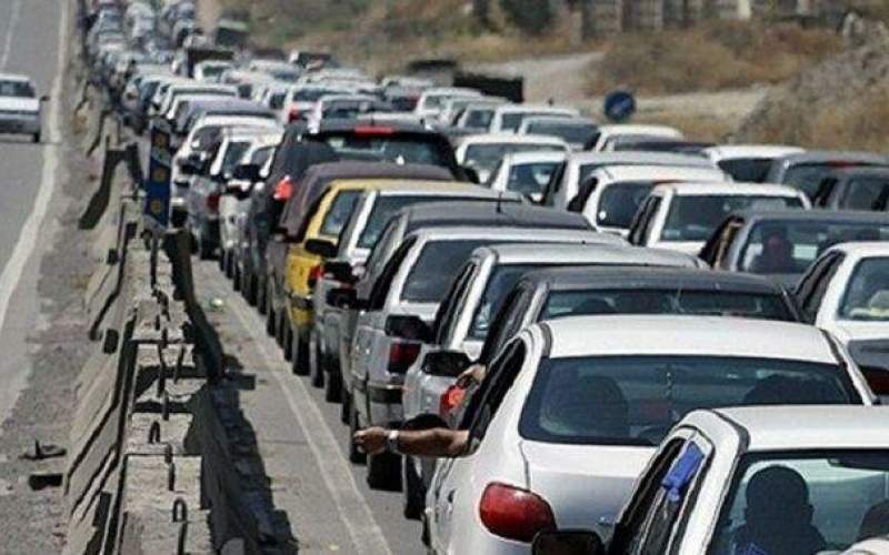 ترافیک پرحجم در مبادی ورودی و خروجی تهران