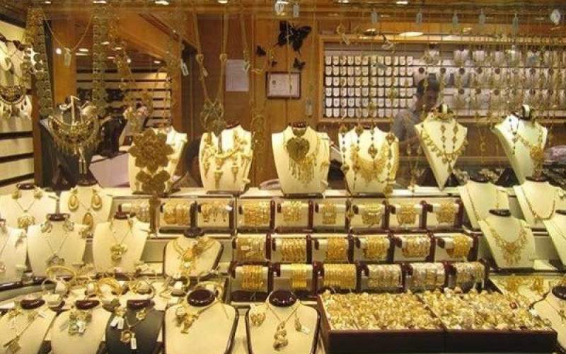 طلاهای خزانه در اختیار تولیدکنندگان قرار گیرد