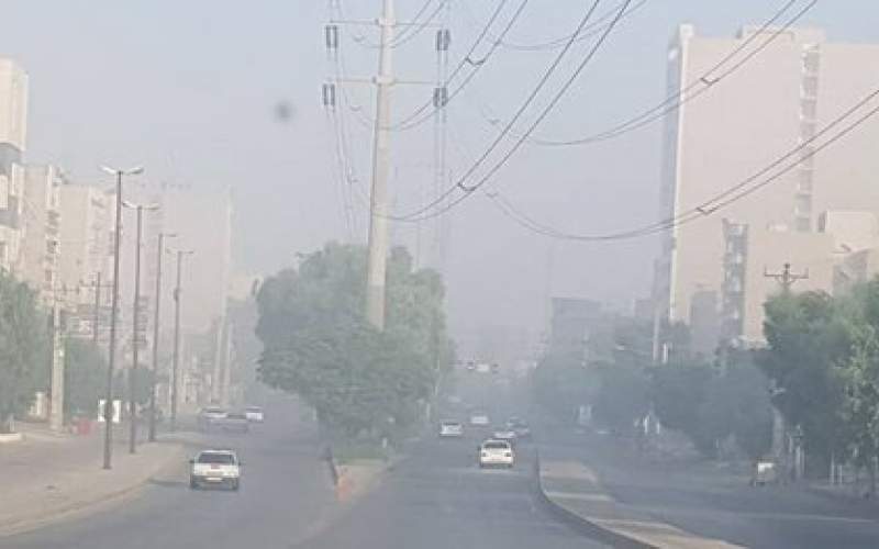 باد به کمک تهران آمد؛ خوزستان، همچنان آلوده