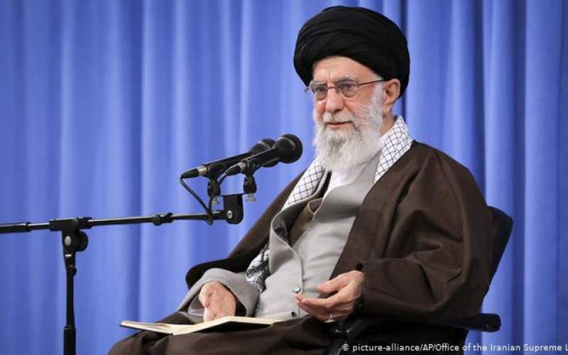 رهبر انقلاب اسلامی: تحریم‌ها حالا حالاها ادامه خواهد داشت