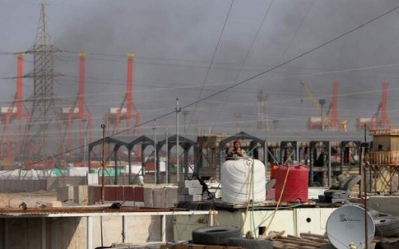 ادامه اعتراضات در عراق و بازگشایی بندر أم قصر